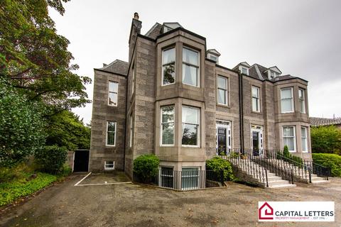undefined, Queens Gate, Aberdeen AB15