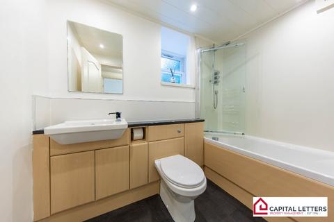undefined, Queens Gate, Aberdeen AB15