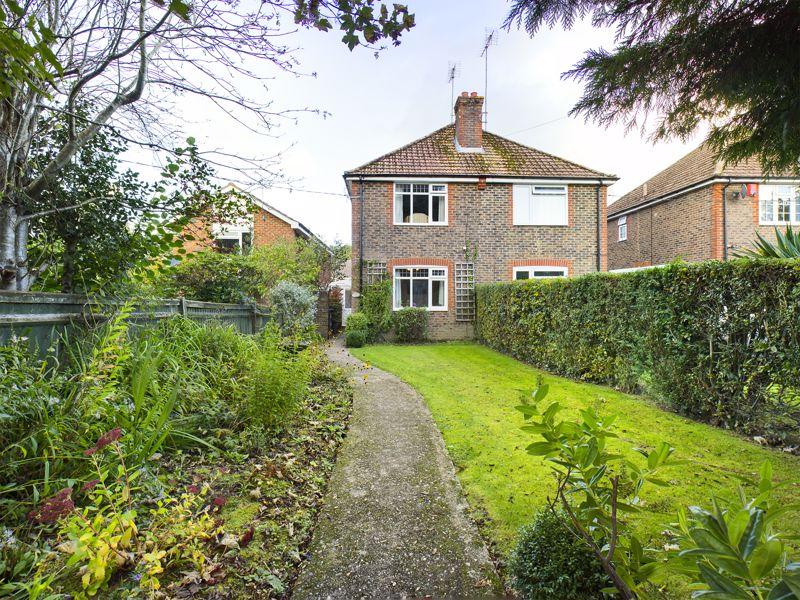 Northgate, Crawley 3 bed semidetached house £350,000