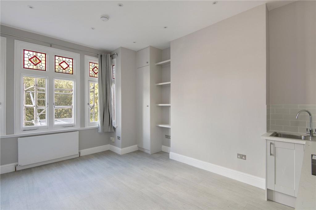 Mount Nod Road, London, SW16 1 bed apartment £1,250 pcm (£288 pw)