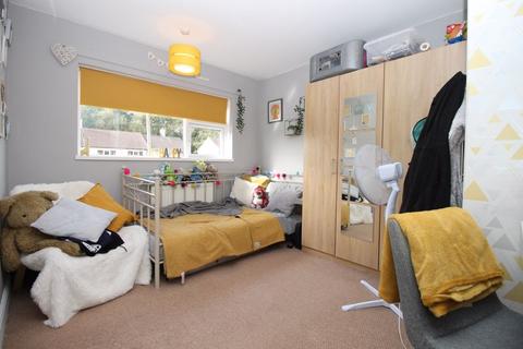 43 Cotley Road, Leicester, LE4 2LJ