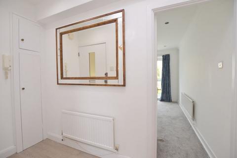 1 bedroom apartment to rent, Dove Park, Hatch End