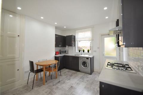 4 bedroom house share to rent, 30 Harefield Road, Ecclesall