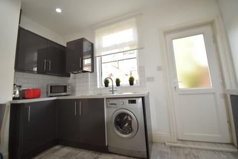 4 bedroom house share to rent, 30 Harefield Road, Ecclesall