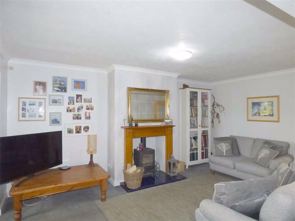 65, Stoneybeck, Middleham 3 bed detached house £210,000