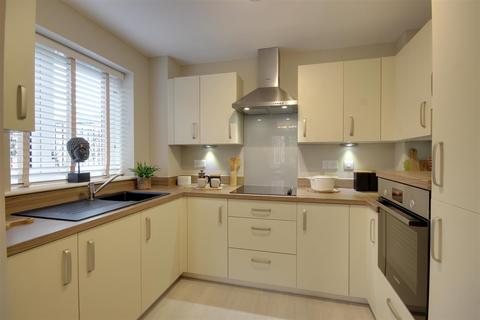 2 bedroom apartment for sale - Apartment 23, Springs Court, Cottingham