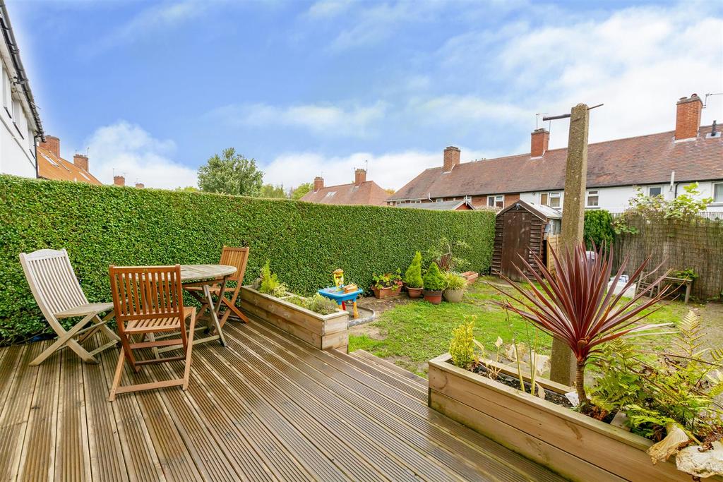 Manton Crescent, Beeston, Nottingham 2 bed terraced house £165,000