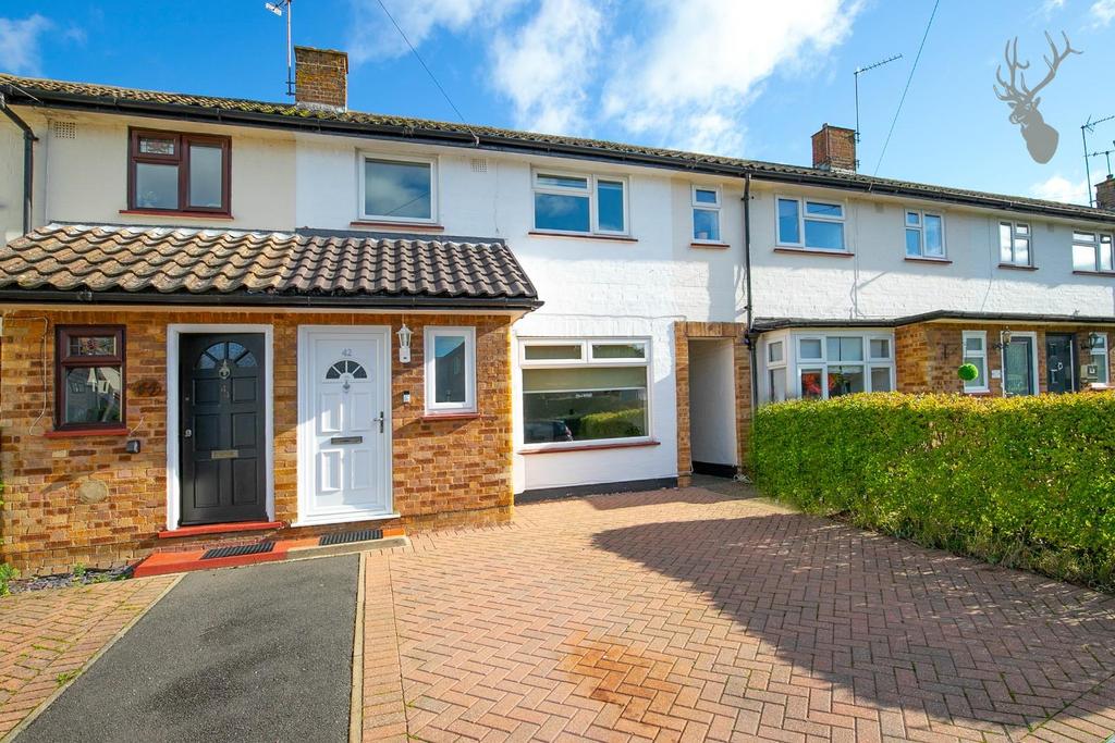Green Glade, Theydon Bois, Epping 3 bed terraced house £525,000