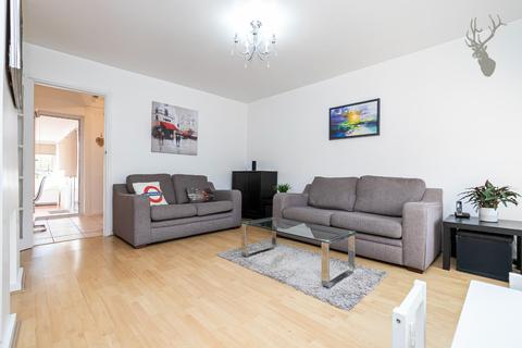 42 Green Glade, Theydon Bois, Epping, CM16 7LZ