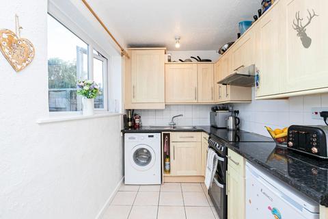 42 Green Glade, Theydon Bois, Epping, CM16 7LZ