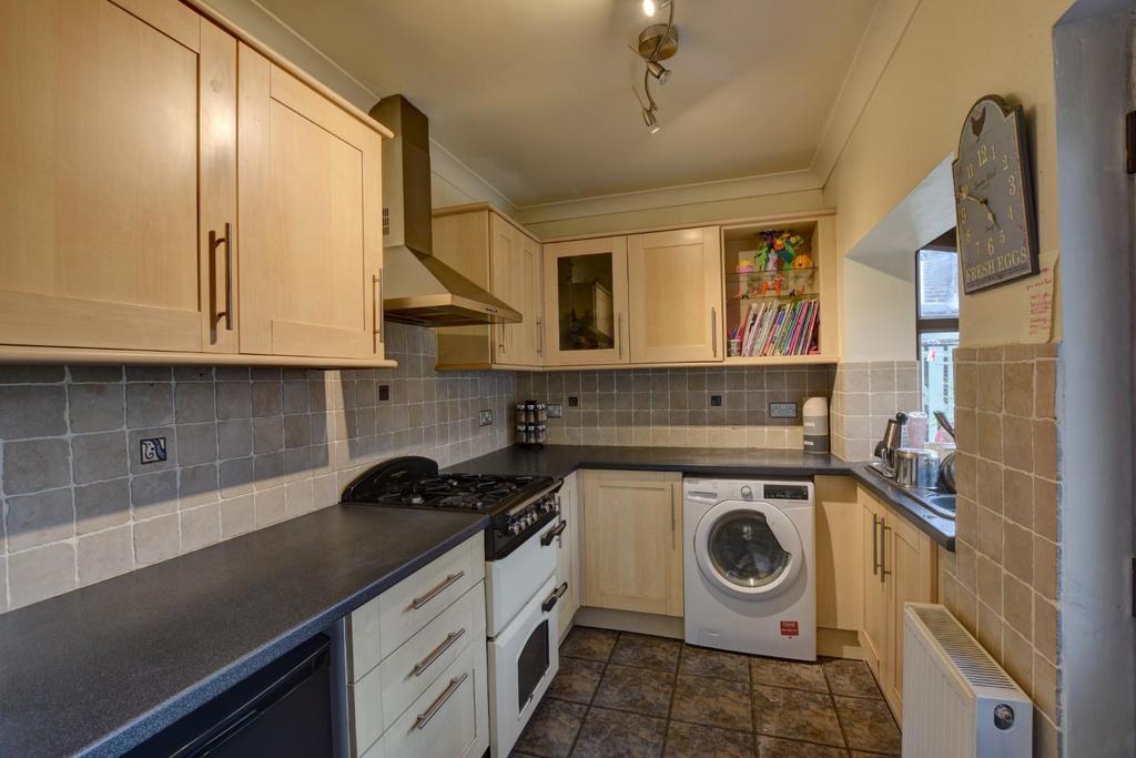 Blenheim Street, Colne 2 bed terraced house - £129,950