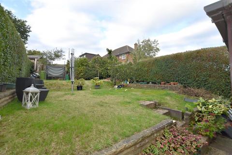 245 Park Avenue, Bushey, WD23 2DR