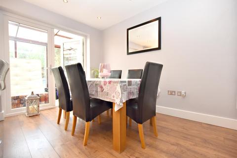 245 Park Avenue, Bushey, WD23 2DR