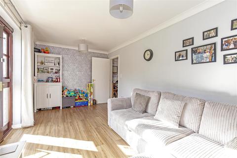 2 Michlow Close, Bradwell, Hope Valley, S33 9GF