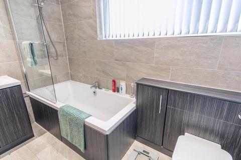 30 All Hallowes Drive, Tickhill, Doncaster, DN11 9JS