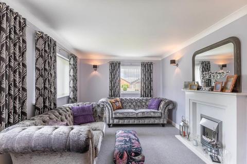 30 All Hallowes Drive, Tickhill, Doncaster, DN11 9JS