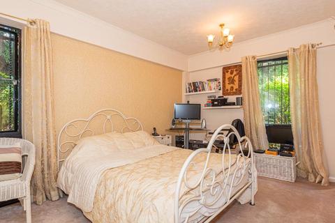1 Pitt Place, Epsom, KT17 4PY