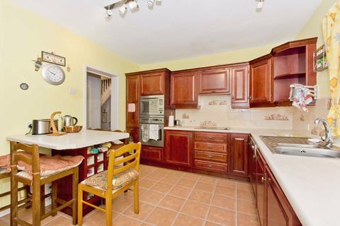12 Cairnie Road, Glencarse, Perth, PH2 7NA