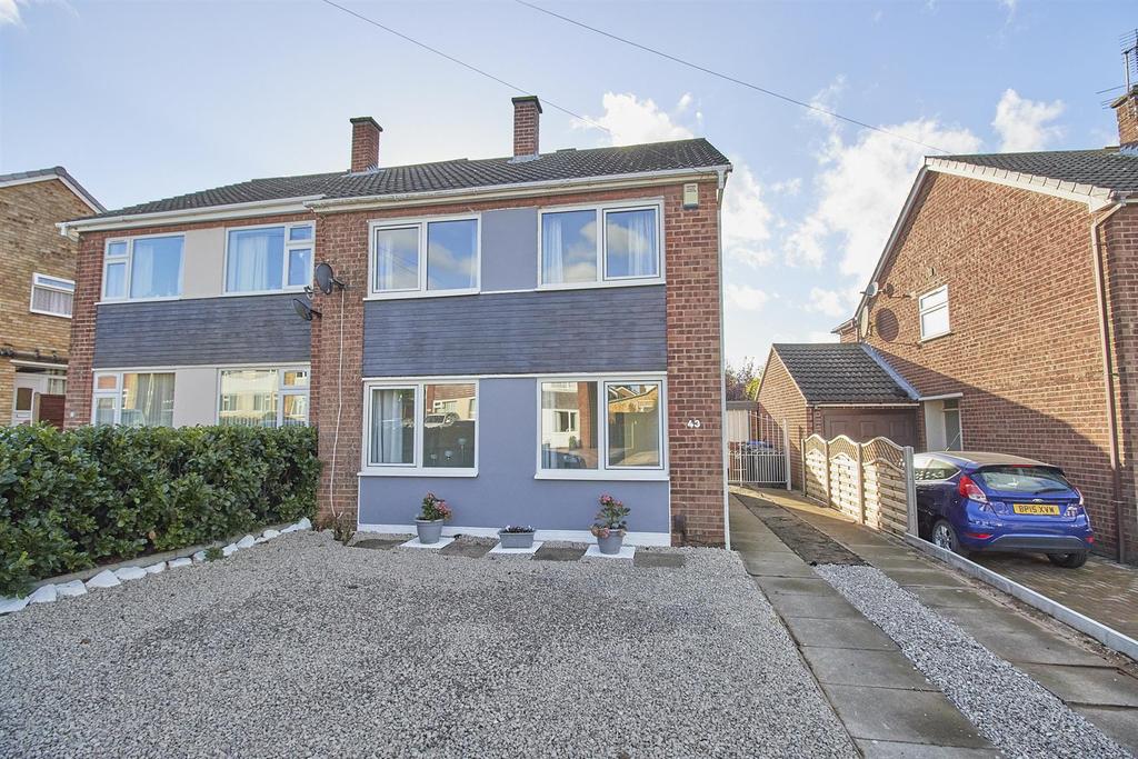 Boyslade Road, Burbage 3 bed semidetached house £250,000