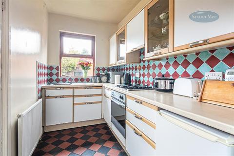 214 Green Road, Penistone, Sheffield, S36 6BG