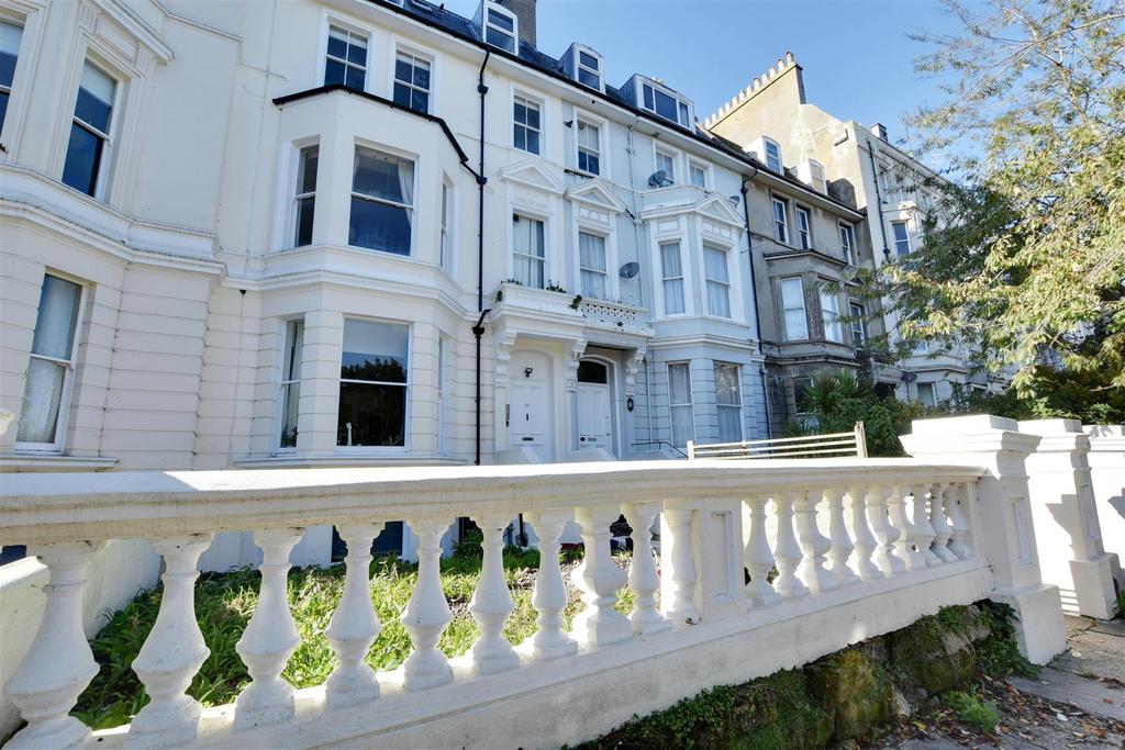Charles Road, St. LeonardsOnSea 3 bed flat £280,000