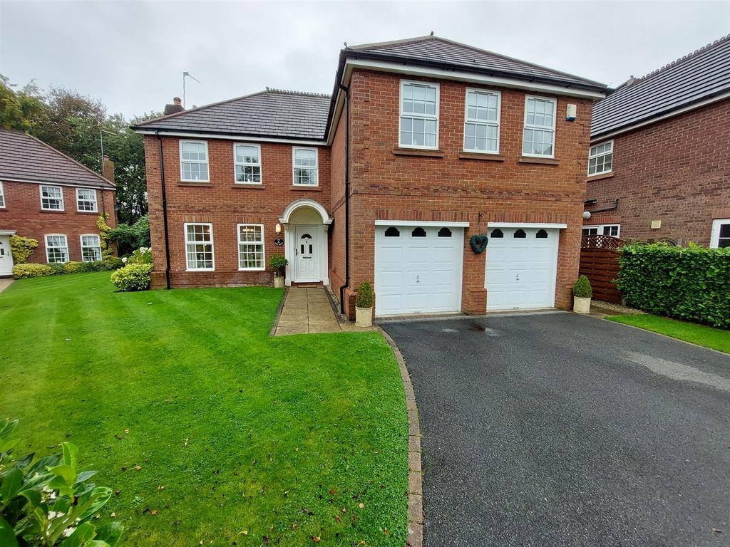 Pikes Bridge Fold, Eccleston, St Helens, WA10 5 4 bed detached house