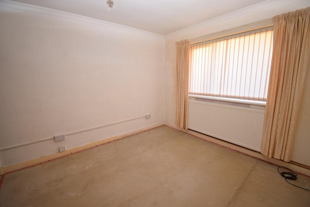Bed 1.JPG