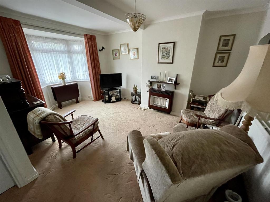 Cranmore Boulevard, Shirley, Solihull 3 bed terraced house £235,000