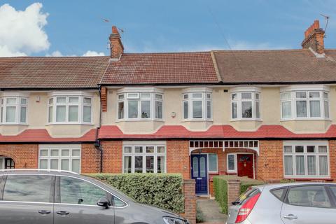 46 Halstead Road, Winchmore Hill, London, N21 3DS