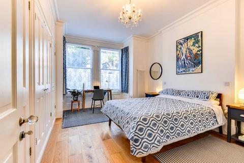 undefined, ‘Beautiful Garden flat retreat, close to the beach`