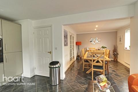 38 Willow Close, St Georges, Weston-super-mare, BS22 7XF