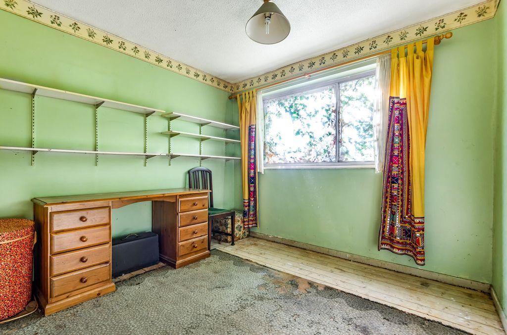 Bedroom 2 (Double)