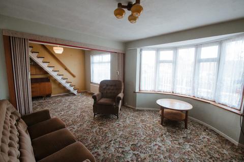 32 Ashdown Crescent, Benfleet, SS7 2LJ