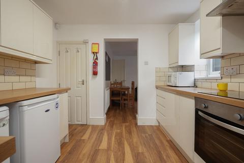 4 bedroom house share to rent, 9 Midland Street, City Centre