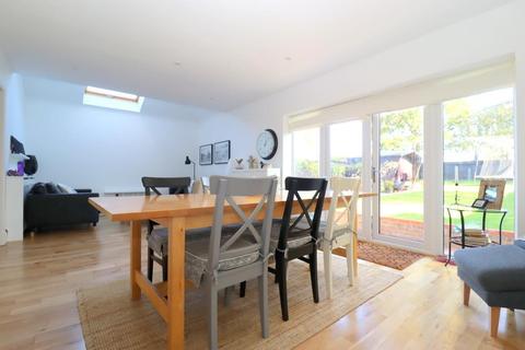 198 Barton Road, Luton, LU3 3NH