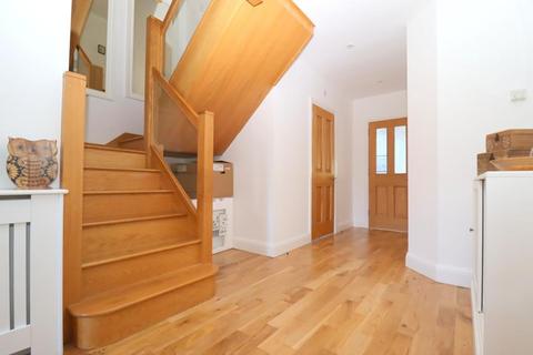 198 Barton Road, Luton, LU3 3NH