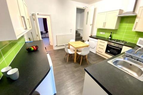 4 bedroom house share to rent, 9 Clarke Street, Broomhall