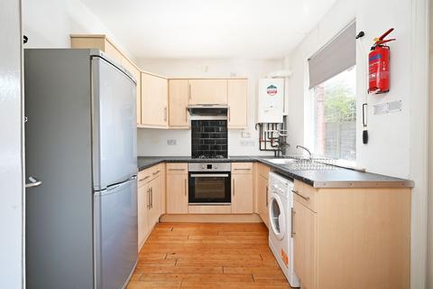4 bedroom house share to rent, 28 Wadbrough Road, Ecclesall