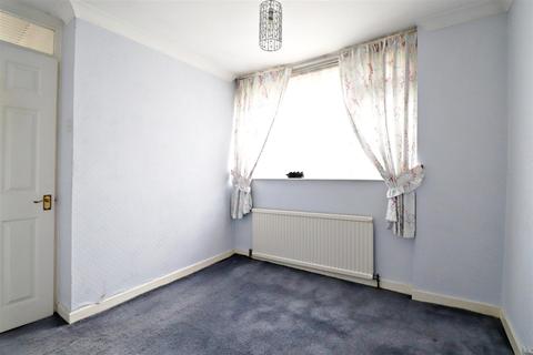 65 Wessex Drive, Erith, DA8 3AE