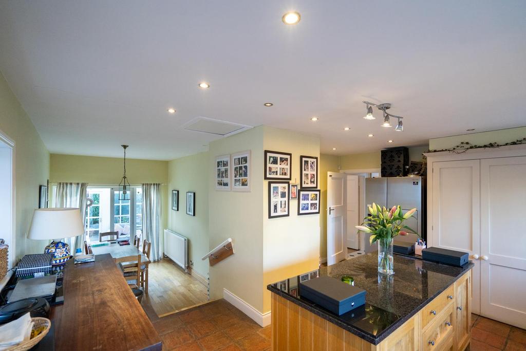 Kitchen/Breakfast Room