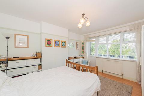 22 Tattenham Grove, Epsom, KT18 5QP
