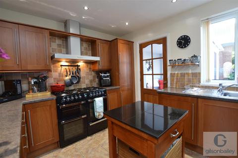 33 Hellesdon Close, Norwich, NR6 5EF