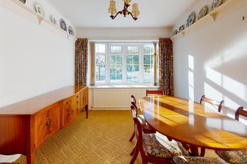 37 Allesley Close, Sutton Coldfield, B74 2NF
