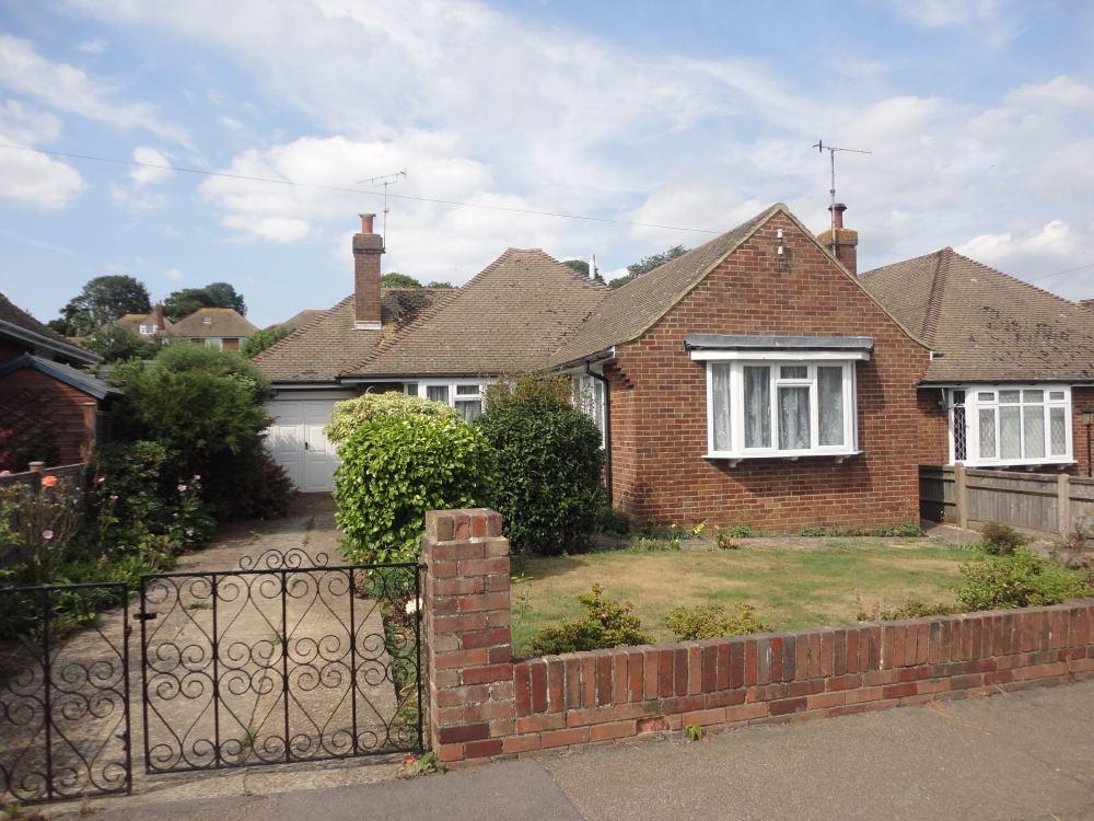 Broad View, Bexhill On Sea 2 bed detached bungalow £975 pcm (£225 pw)