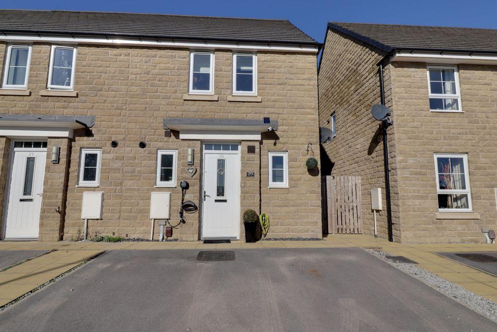 Poppy Gardens Meltham Holmfirth Hd9 3 Bed End Of Terrace House £