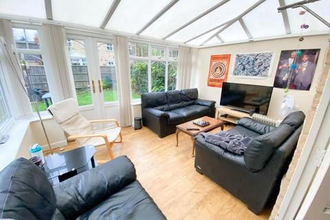 4 bedroom house share to rent, 3 Betjeman Gardens, Hunters Bar