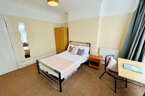 5 bedroom house share to rent, 33 Wayland Road, Hunters Bar