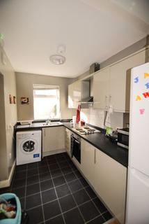4 bedroom terraced house to rent, 6 Guest Road, Hunters Bar