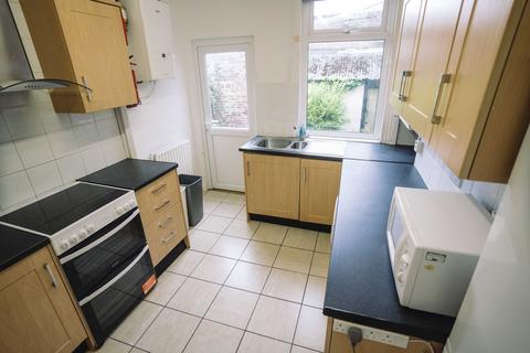 6 bedroom house share to rent, 9 Hoole Road, Broomhill