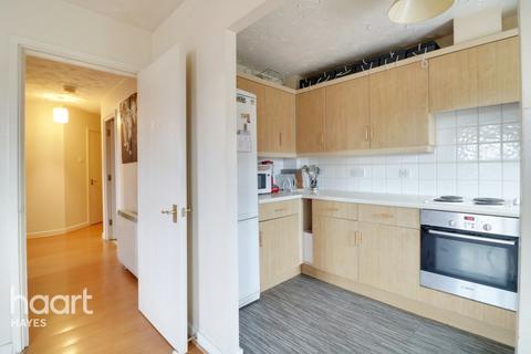 36 Mill Bridge Place, Uxbridge, UB8 2XX